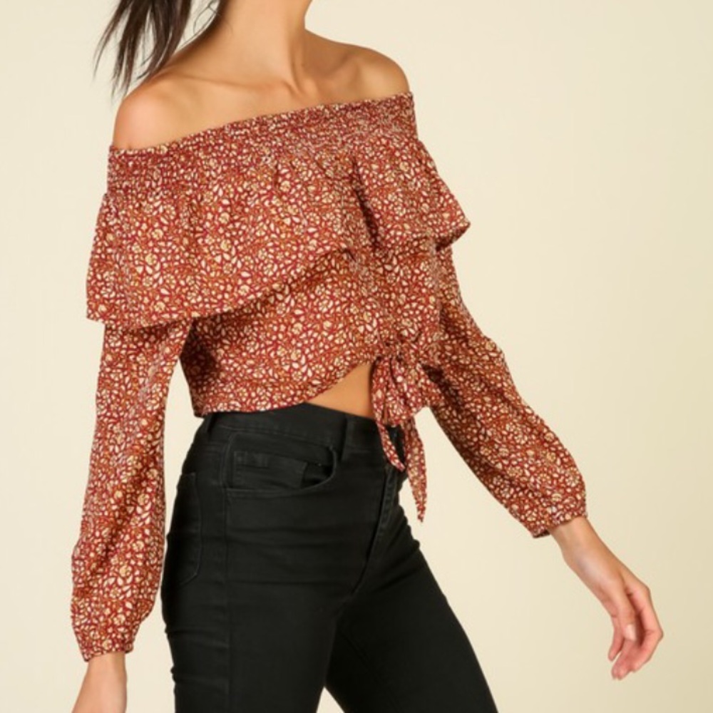 NWT Floral Off Shoulder Cropped Top - Picture 2 of 5